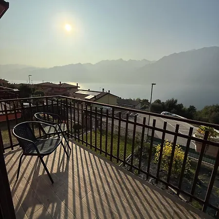 Riflessi D'acqua Apartment *