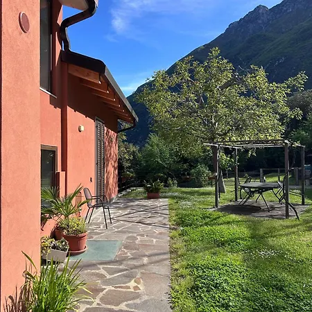 アパート Riflessi D'acqua Navene