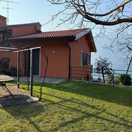 Riflessi D'acqua شقة